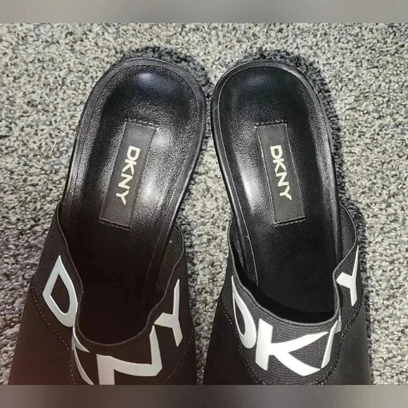 DKNY Women's Benton Mule slip on women's size 8 - Picture 10 of 10